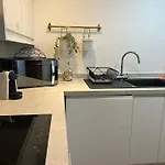 Mathew Street 1 Bed Apt Sleeps 6